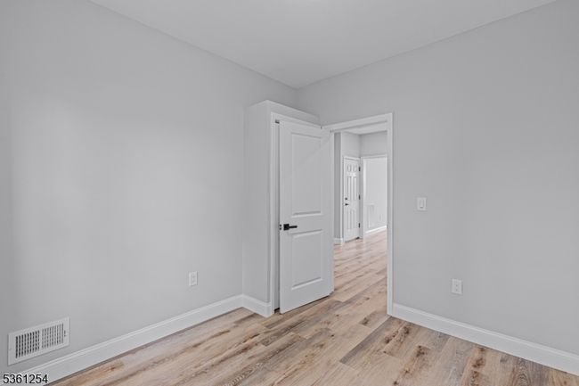 6 Pleasant Ave, Home with 4 bedrooms, 2 bathrooms and null parking in Clifton NJ | Image 16