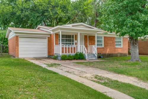 10637 Dunaway Dr, Dallas, TX, 75228-2749 | Card Image