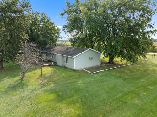 11754 Wange Rd, CAPRON, IL, 61012-9641 | Card Image