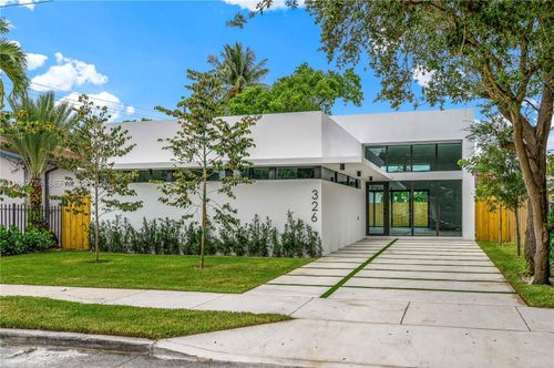 326 Nw 40th St, Miami, FL, 33127-2935 | Card Image
