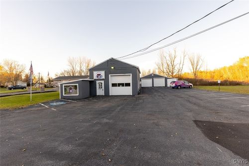 7046 N Manlius Rd, Kirkville, NY, 13082-9754 | Card Image