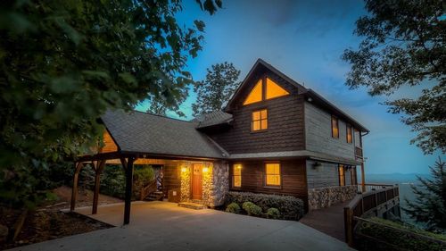 173 Sunrock Mountain Trl, Blue Ridge, GA, 30513-5228 | Card Image