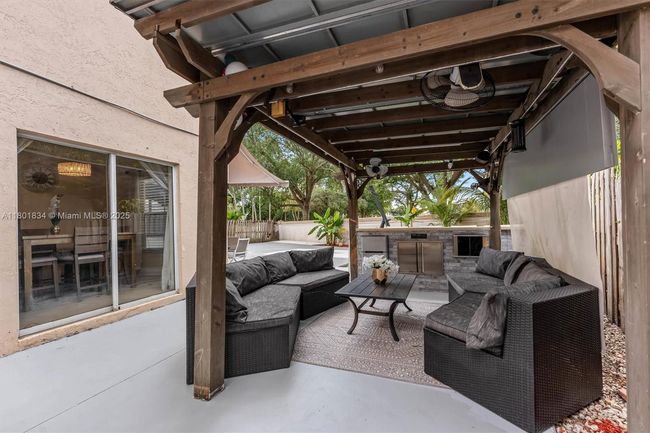 6800 Bayfront Cir, House other with 3 bedrooms, 3 bathrooms and null parking in Margate FL | Image 19