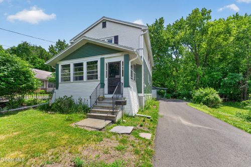 30 Griswold Ave, Troy, NY, 12180-5805 | Card Image