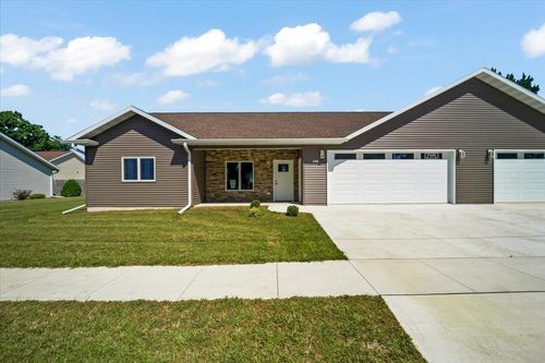 106 5th Ave Se, Tripoli, IA, 50676-9621 | Card Image