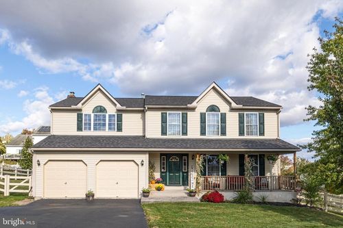 108 Letort Ln, DOUGLASSVILLE, PA, 19518-8788 | Card Image