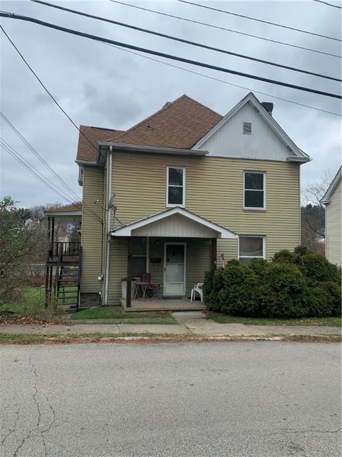apt-3-80 Center Ave, Burgettstown, PA, 15021-1147 | Card Image