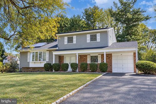 35 Patton Drive, SOMERSET, NJ, 08873 | Card Image