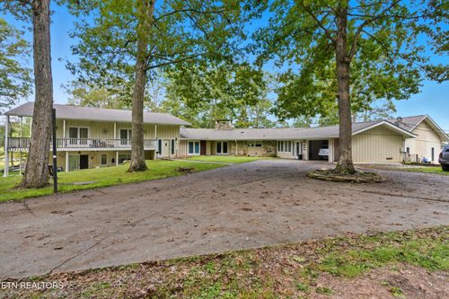 605 S Lake Dr, Oneida, TN, 37841-5813 | Card Image