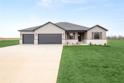 1215 John Renfroe Rd, Pea Ridge, AR, 72751-2210 | Card Image