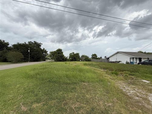1232 Laurel Street, Westlake, LA, 70669 | Card Image