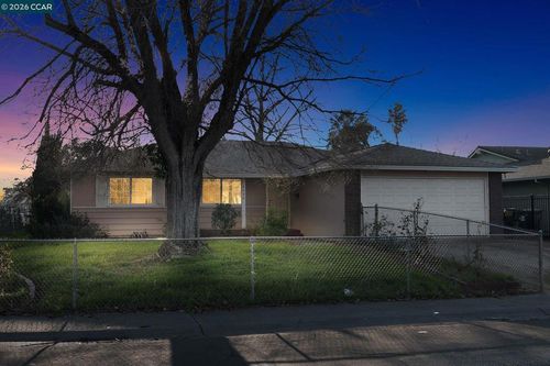 4690 Brookfield Drive, Sacramento, CA, 95823 | Card Image