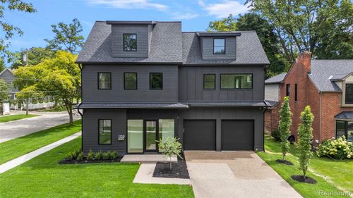 1723 Birmingham Blvd, Birmingham, MI, 48009-1921 | Card Image