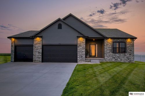 10002 S 191st Ave, Omaha, NE, 68136-6566 | Card Image
