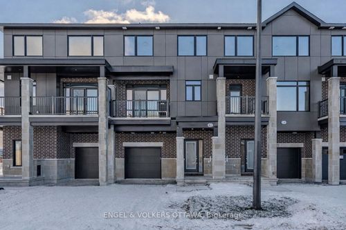 802 Anciano Cres, Stittsville, ON, K2S2R7 | Card Image