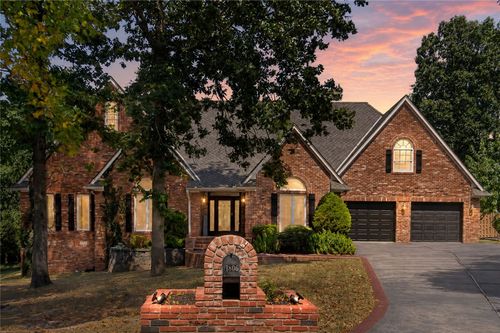 1806 S Prestwick Pl, Rogers, AR, 72758-1389 | Card Image