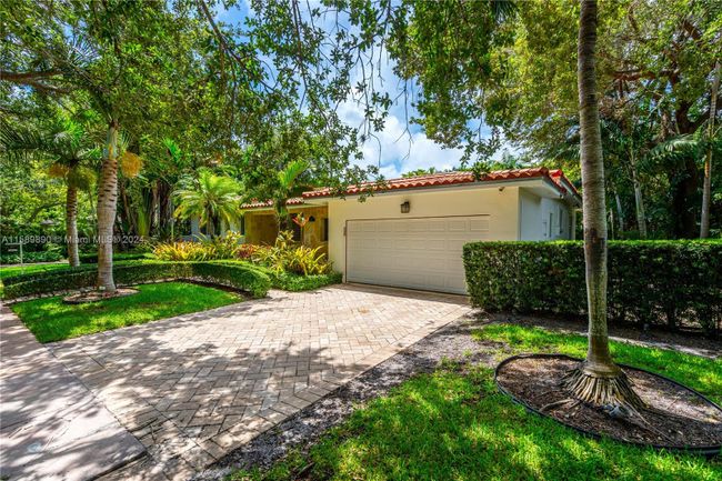 1020 Placetas Ave, House other with 3 bedrooms, 3 bathrooms and null parking in Coral Gables FL | Image 28