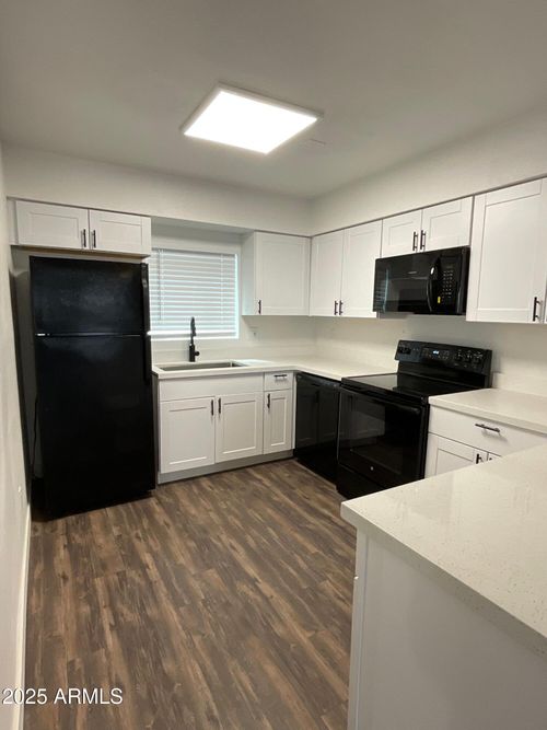 315-210 N Alma School Rd, Mesa, AZ, 85201-6238 | Card Image