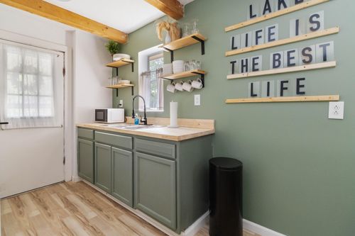 24 Walnut Dr, Burnside, KY, 42519-9143 | Card Image