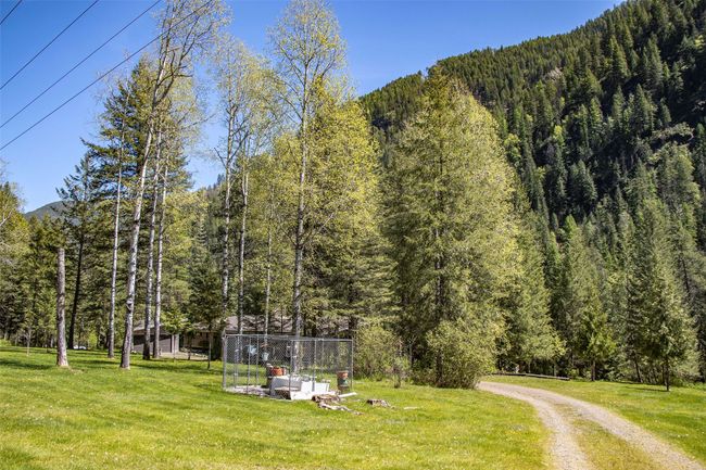 318 Mt Highway 56, House other with 2 bedrooms, 4 bathrooms and null parking in Noxon MT | Image 71