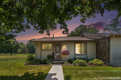 5947 Village Dr, Haslett, MI, 48840-9503 | Card Image