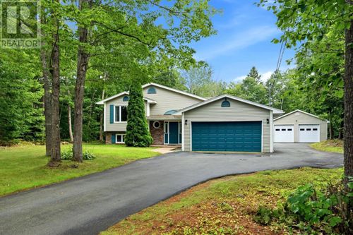 47 Stone Mount Drive, Lower Sackville, NS, B4C4A2 | Card Image