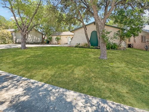 4242 Eagle Nest, San Antonio, TX, 78233-6916 | Card Image