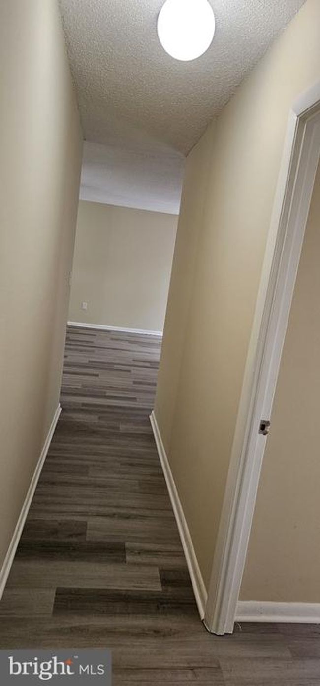 APT-301 - 10725 West Dr, Condo with 2 bedrooms, 1 bathrooms and null parking in FAIRFAX VA | Image 6