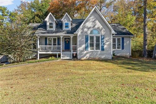 196 Lambeth Dr, Hiram, GA, 30141-5701 | Card Image