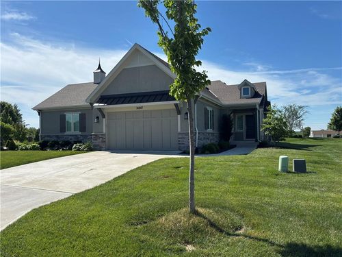 21847 W 82nd Ter, Lenexa, KS, 66220-2514 | Card Image