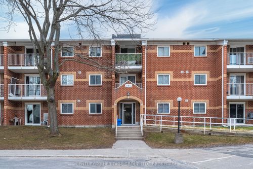 202-561 Armstrong Road, Kingston, ON, K7M8J9 | Card Image