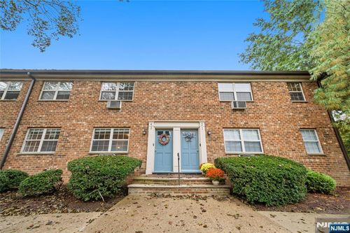 19 Savage Rd, Denville, NJ, 07834-1625 | Card Image