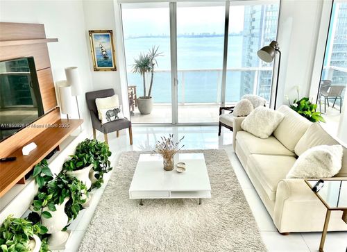 apt-2605-600 Ne 27th St, Miami, FL, 33137-5196 | Card Image