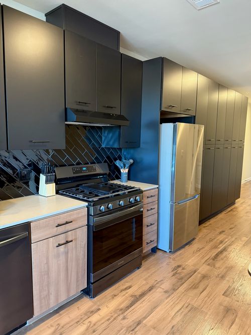 207-4510 Terry O Lane, Austin, TX, 78745 | Card Image