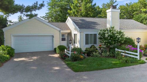 19 Sugar Maple Trl, Madison, WI, 53717-1543 | Card Image