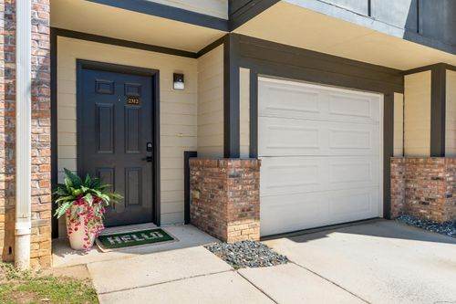 57-2312 Timber Oaks Ln, Tallahassee, FL, 32304-0614 | Card Image