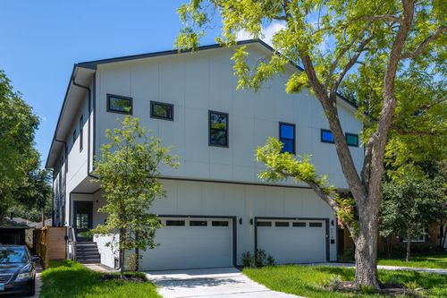4517 Larch Ln, Bellaire, TX, 77401-3103 | Card Image