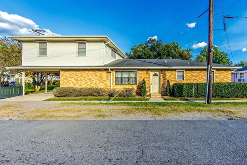 917 Caroline St, Thibodaux, LA, 70301-2809 | Card Image