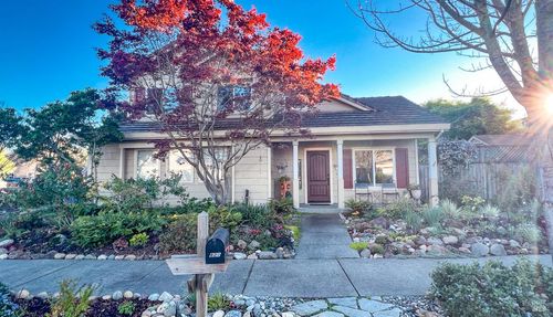 821 Rolling Hill Drive, Petaluma, CA, 94954 | Card Image
