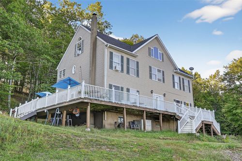 83 High Hope Dr, Otisville, NY, 10963-2926 | Card Image