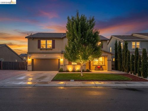2371 Cornwall Ave, Manteca, CA, 95337-9050 | Card Image