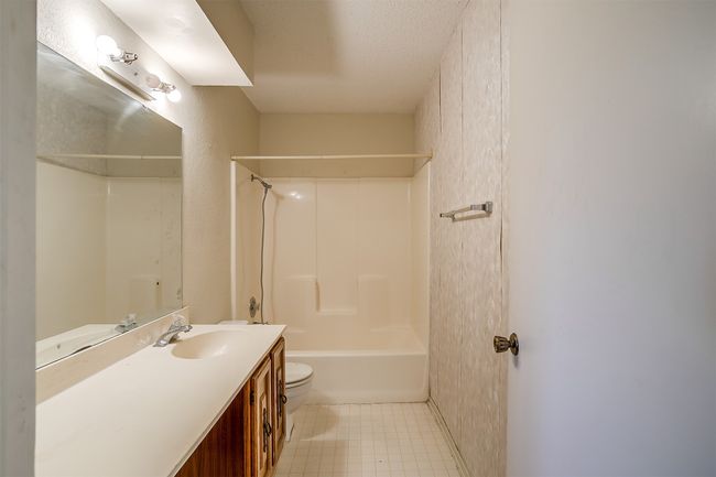 127 Allencrest Dr, Home with 3 bedrooms, 2 bathrooms and null parking in White Settlement TX | Image 23