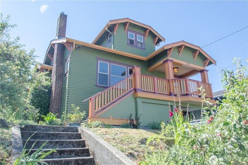 119 26th Ave, Seattle, WA, 98122-6113 | Card Image