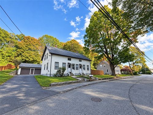 12 Mount Pleasant View Ave, Cumberland, RI, 02864-2300 | Card Image
