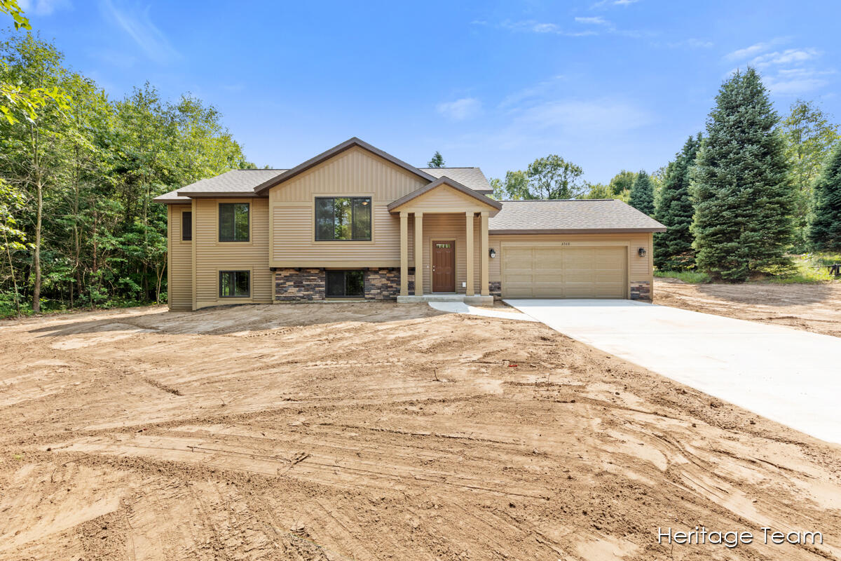 Schermerhorn Lake Dr, Allegan, MI 49010