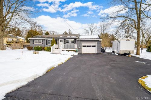 60 Pleasant Dr, Brewster, NY, 10509-3918 | Card Image