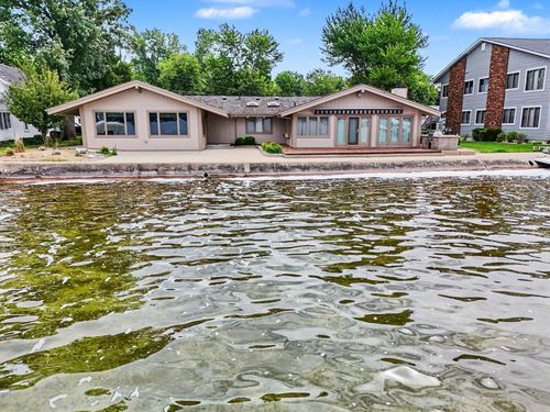 564 Lake Dr, Coldwater, MI, 49036-8563 | Card Image