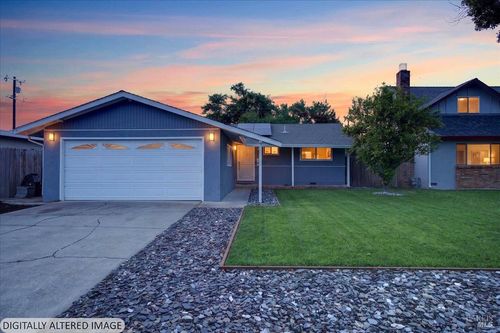 366 Trinity Drive, Vacaville, CA, 95687 | Card Image