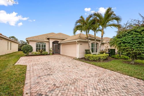 1652 Nw Old Oak Ter, Jensen Beach, FL, 34957-3120 | Card Image