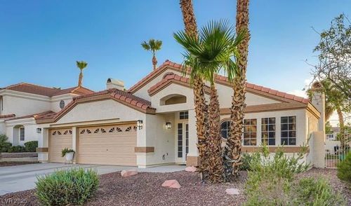 17 Sandwedge Dr, Henderson, NV, 89074-1715 | Card Image